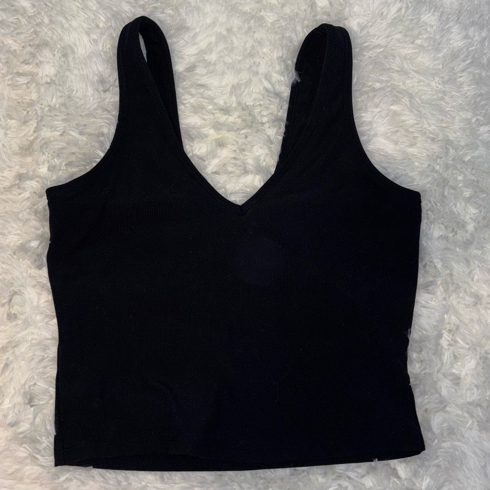 Black V-Neck Cropped Ribbed Knit Tank Top